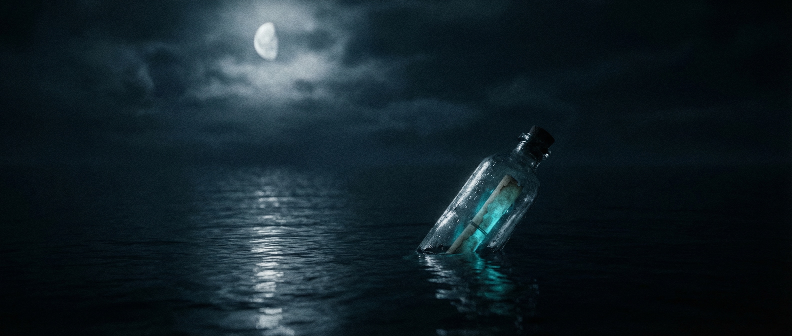 The map bottle on the ocean